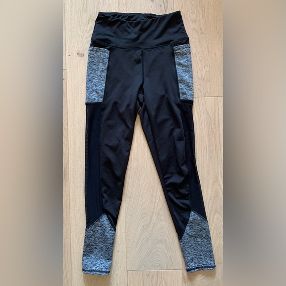 Infinite Performance Black/Grey Leggings - Picture 2 of 2